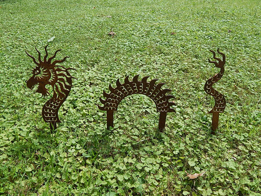 Dragon Garden Yard Art with Stake; 3 Piece Set