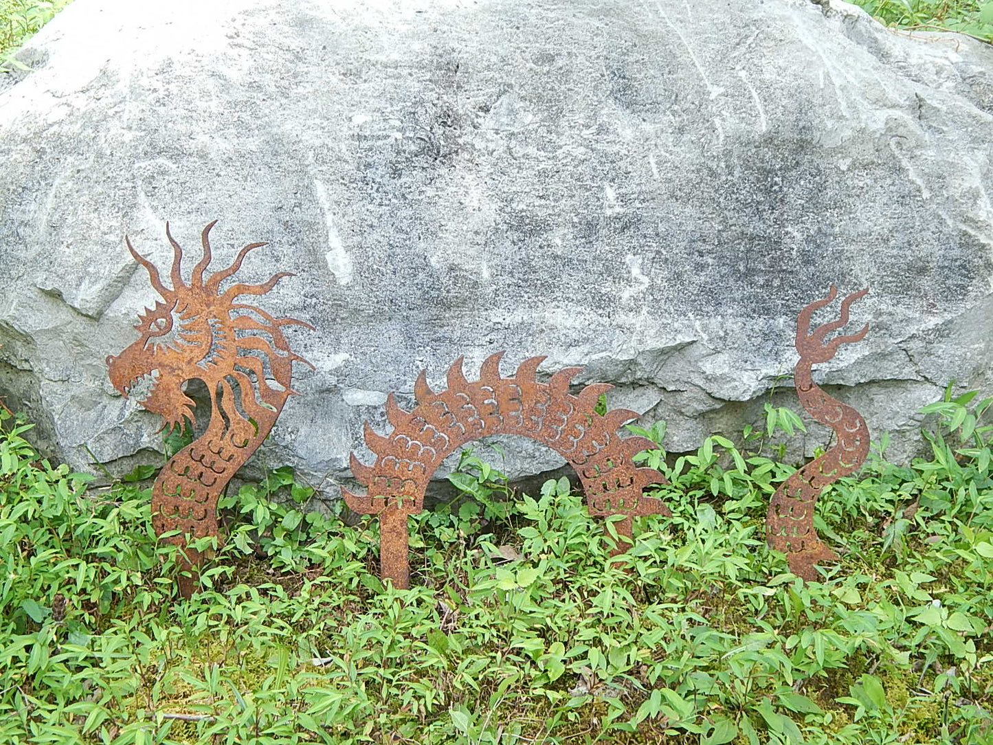 Dragon Garden Yard Art with Stake; 3 Piece Set