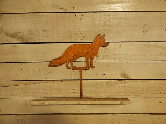 Fox Yard Art - Rusty