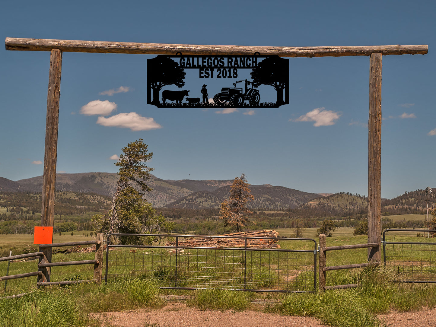 Large Entrance/Gate Ranch Sign with Tractor and Cattle