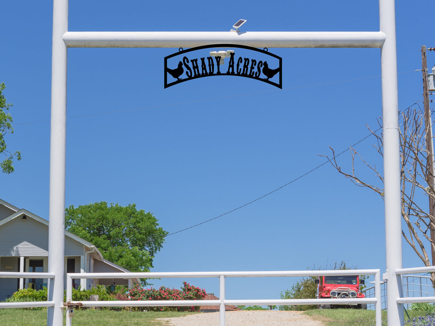 Large Entrance/Gate Arch Farm Sign with Chickens