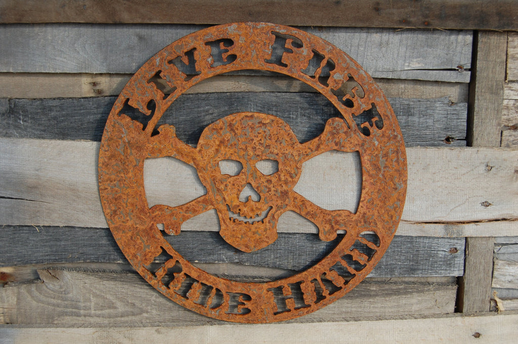 Live Free Ride Hard with Skull